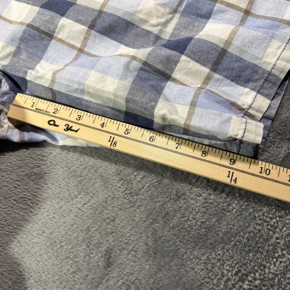 Banana Republic Aiden Short Mens 31 Blue White Plaid Cotton Flat Front Shorts